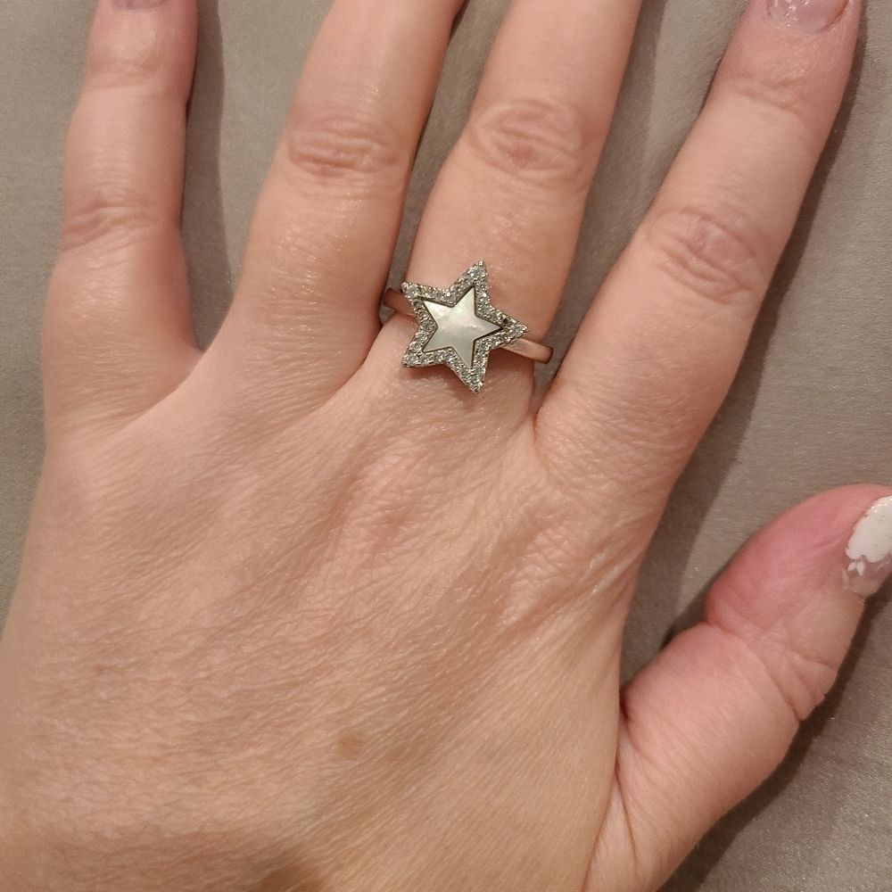 Mother of pearl sterling silver star ring
